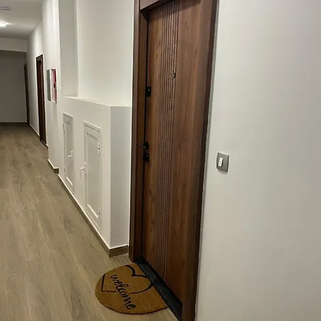 Numi Apartment - Brand-New With Private Garage Appartamento