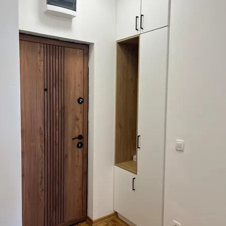 Appartamento Numi Apartment - Brand-New With Private Garage